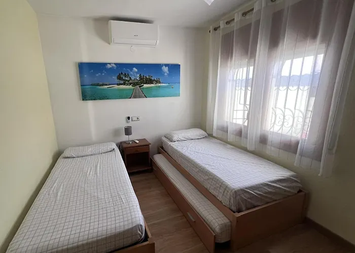 Villa Sonrisa De Oro - Private Swimming Pool
